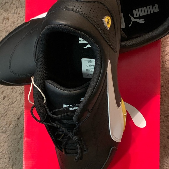 Ferrari Sneakers - Picture 6 of 8